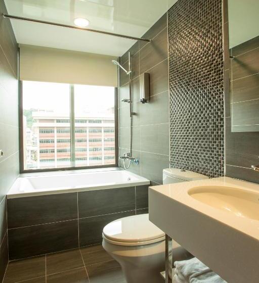 هتل Just Live Inn Keelung