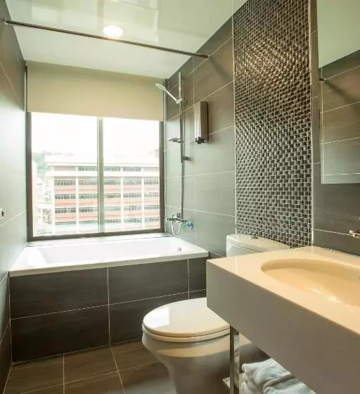 هتل Just Live Inn Keelung