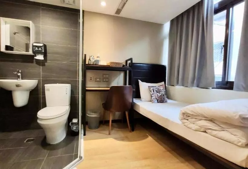 هتل Just Live Inn Keelung