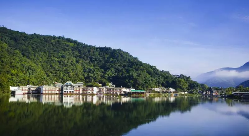 هتل Lakeside Resort