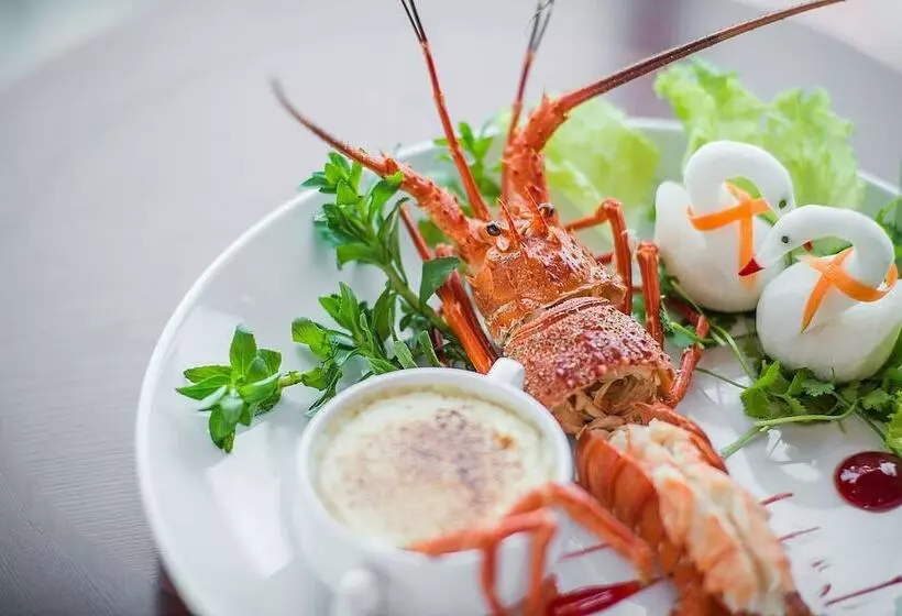 Hotelli Muong Thanh Grand Cua Lo