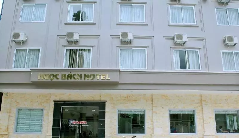 هتل Ngoc Bach