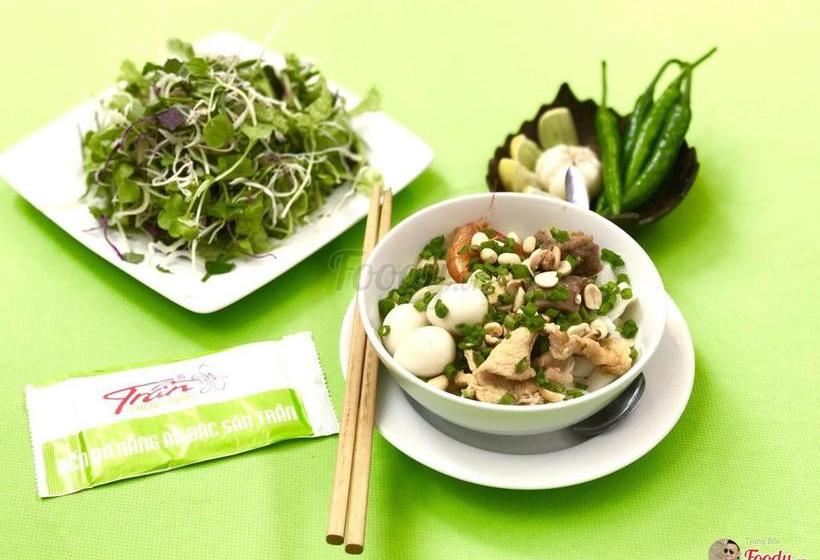 هتل Ngoi Nha Xanh