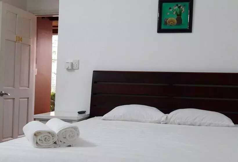 هتل Seaside Villa