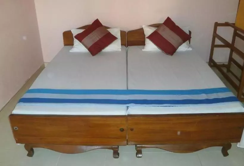 هتل Sunny Lanka Guest House