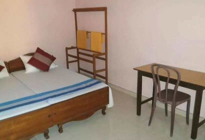 هتل Sunny Lanka Guest House