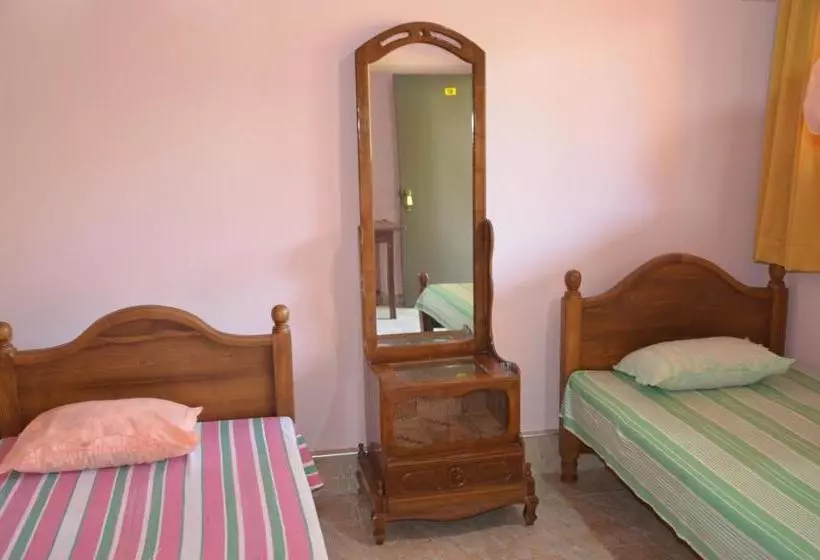 هتل Sunny Lanka Guest House