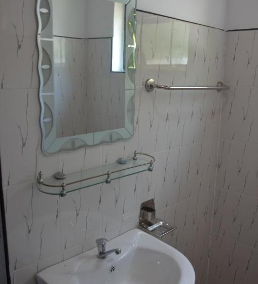 Отель Sunny Lanka Guest House