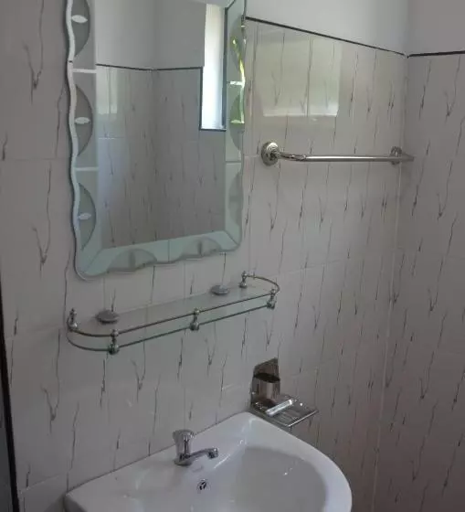 هتل Sunny Lanka Guest House
