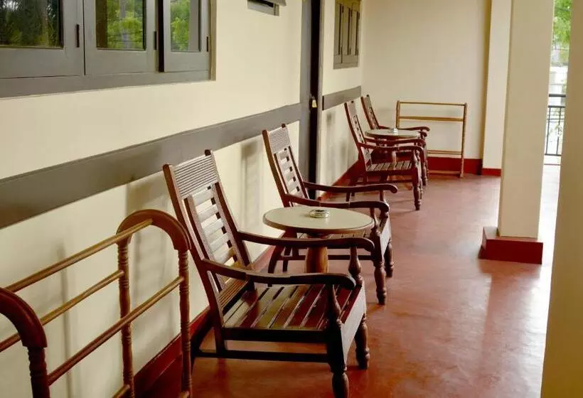 هتل Sunny Lanka Guest House