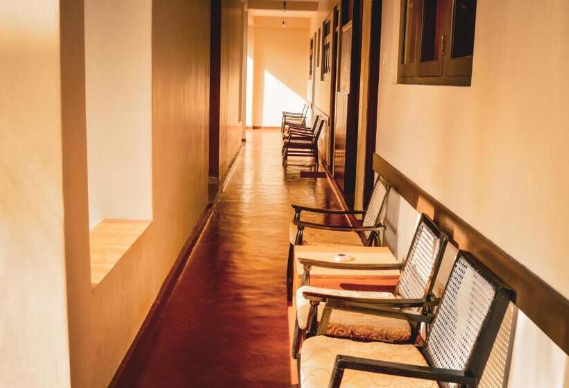 Отель Sunny Lanka Guest House