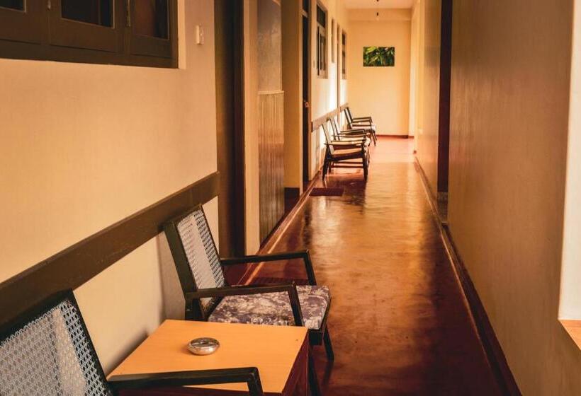 Отель Sunny Lanka Guest House