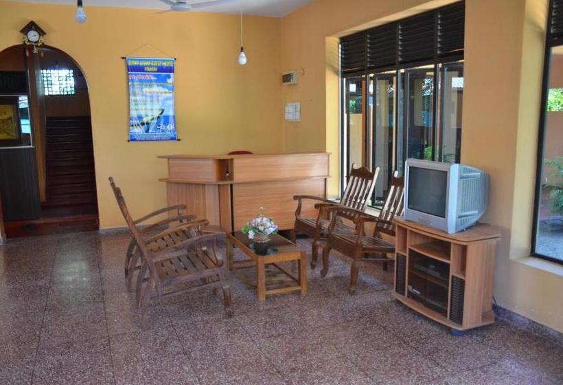 Отель Sunny Lanka Guest House