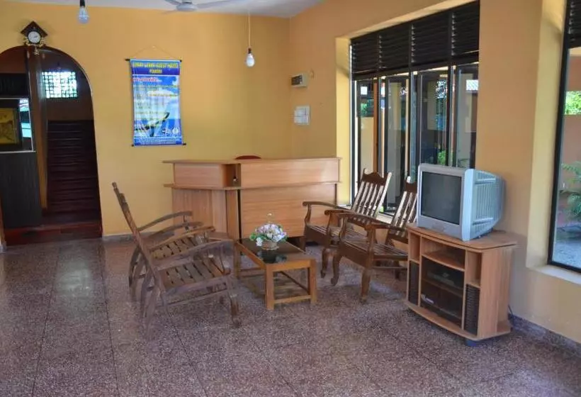 هتل Sunny Lanka Guest House
