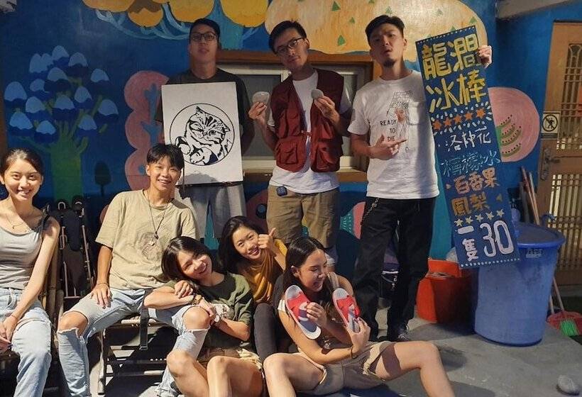 Lia Backpacker Youth Hostel