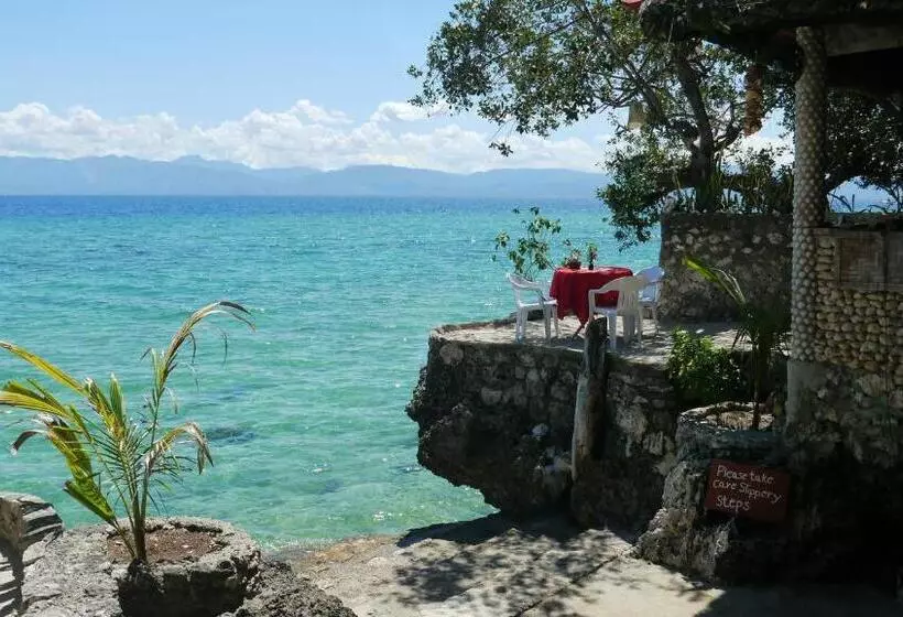 Moalboal T Breeze Coastal Resort