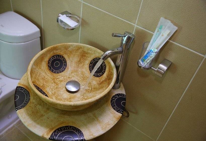 Namhae Montmartre Pension