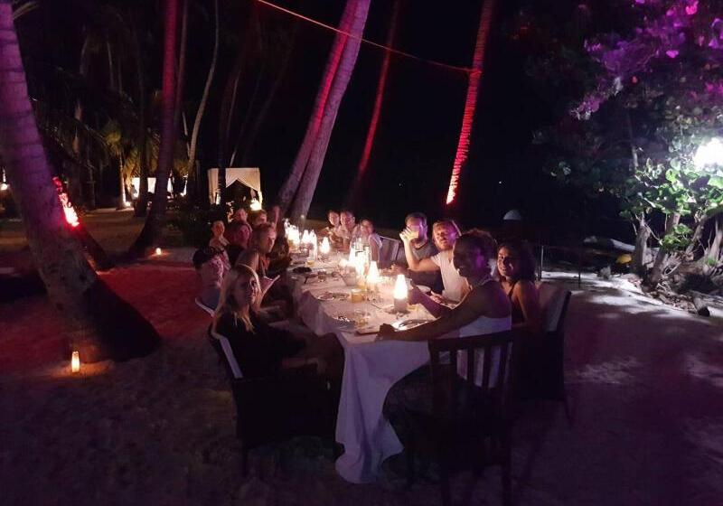 پانسیون Batuta Maldives Surf View