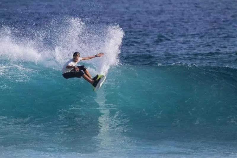 پانسیون Batuta Maldives Surf View