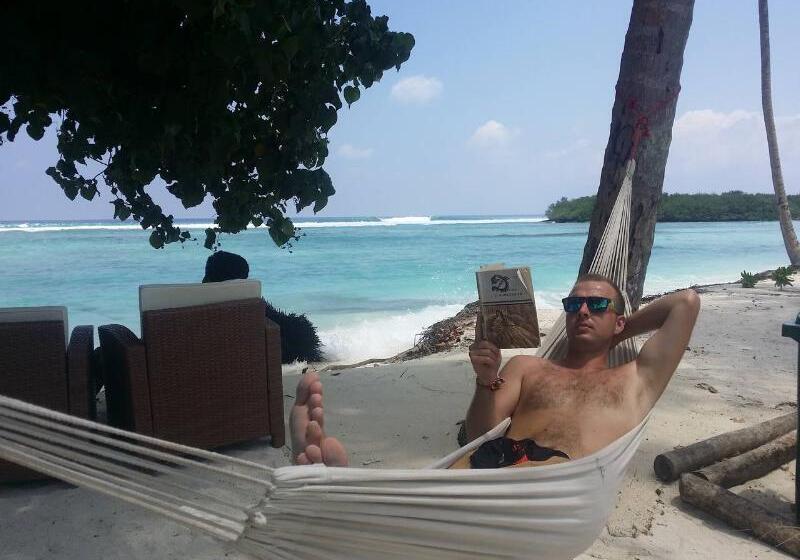 پانسیون Batuta Maldives Surf View