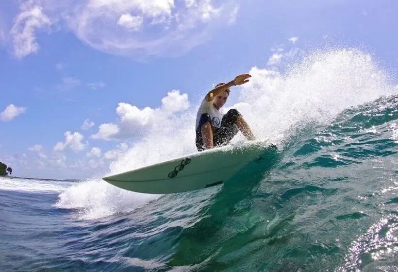 پانسیون Batuta Maldives Surf View