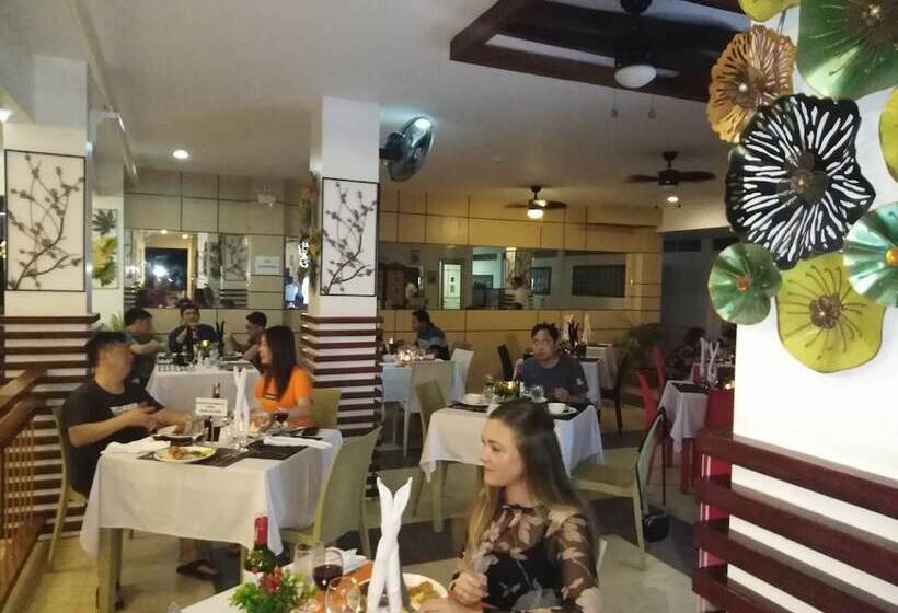 Pensione Moalboal Tropics