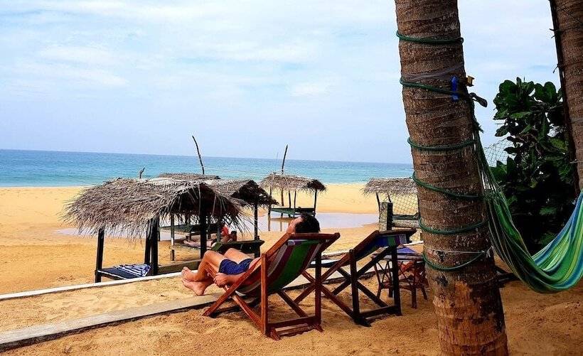 פנסיון Sea Shine Guest House