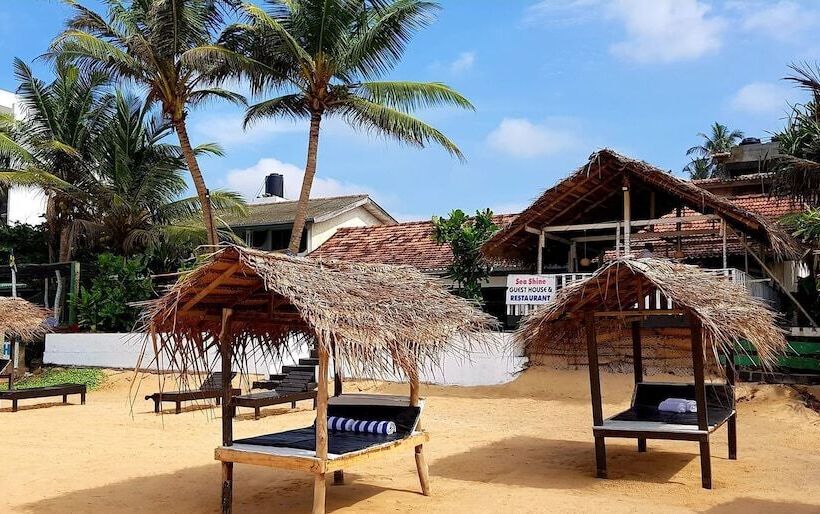 פנסיון Sea Shine Guest House