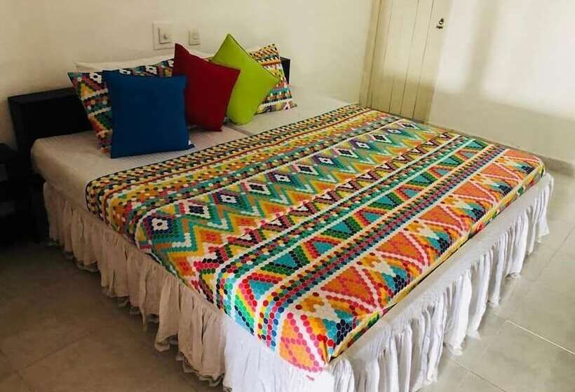 פנסיון Sea Shine Guest House