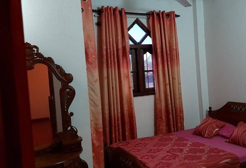 פנסיון Sea Shine Guest House