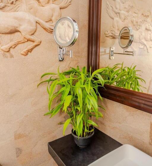 پانسیون The Waves  Unawatuna