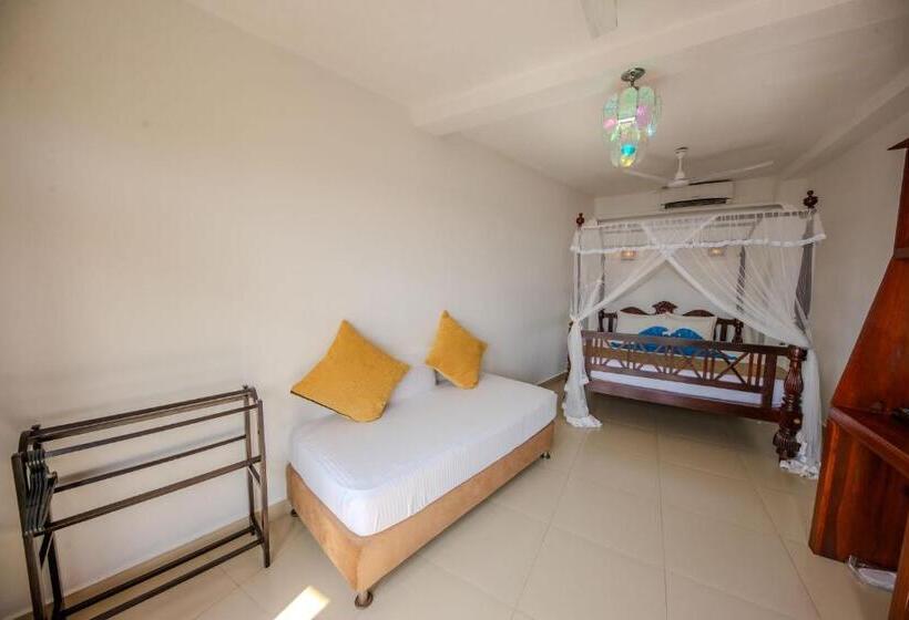 پانسیون The Waves  Unawatuna