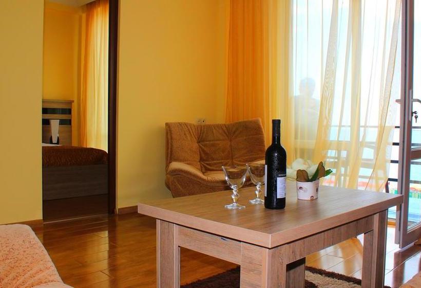 استراحتگاه Lazuri