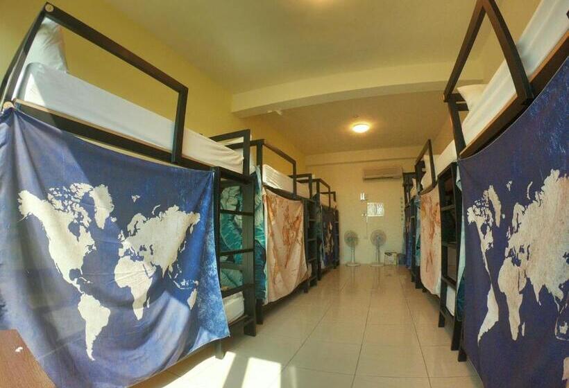 The Way Hostel & Bar