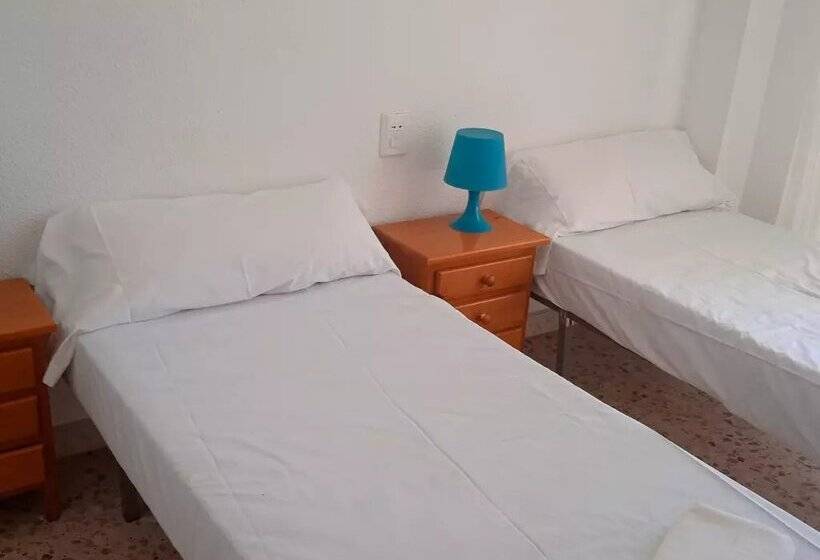 Apartamentos Oropesa 3000 Sin Piscina