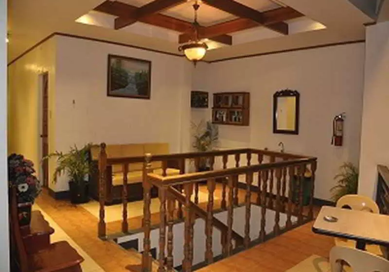هتل Boracay Tourists' Inn