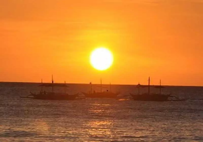 هتل Boracay Tourists' Inn
