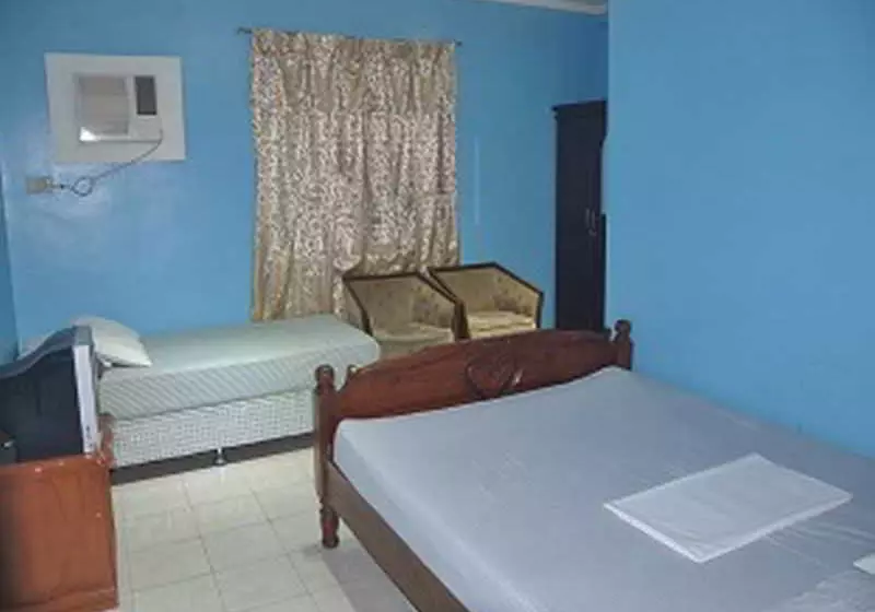 هتل Boracay Tourists' Inn
