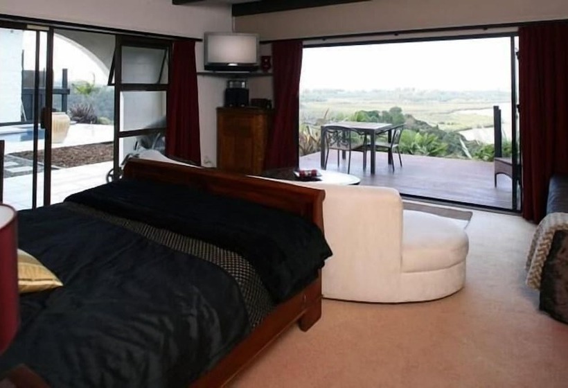 בית מלון כפרי Crisdon Castle