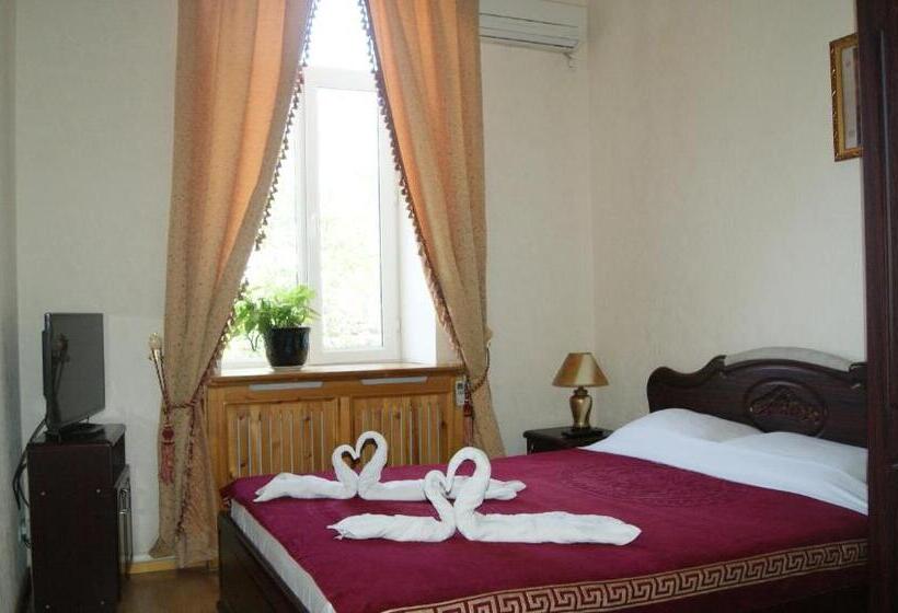 فندق Latif Samarkand