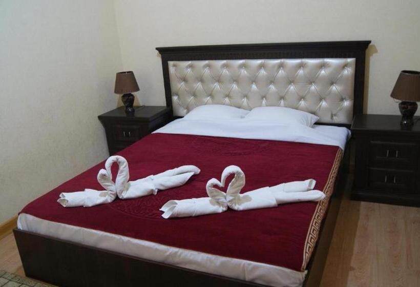 فندق Latif Samarkand