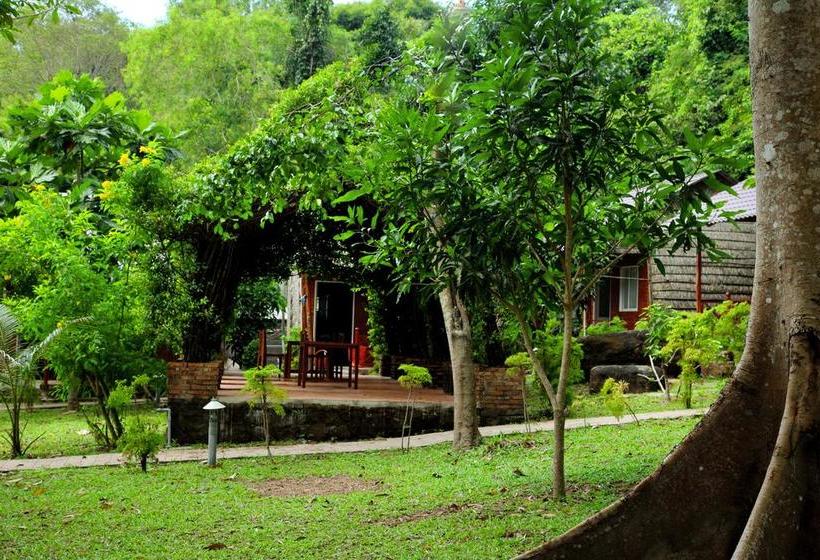 هتل Minh Vuong Village Resort & Restaurant