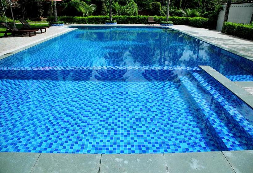 هتل Minh Vuong Village Resort & Restaurant