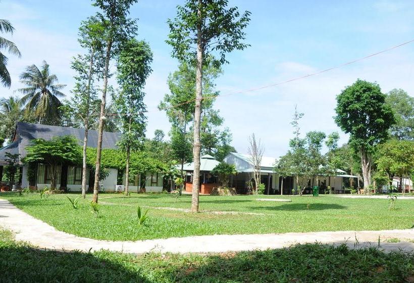 هتل Minh Vuong Village Resort & Restaurant