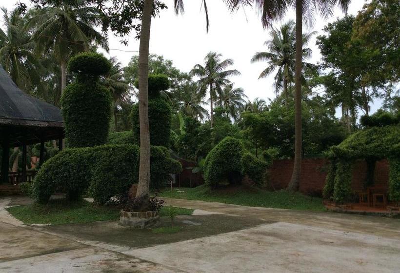 هتل Minh Vuong Village Resort & Restaurant