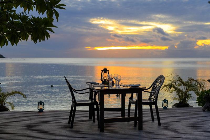 فندق Oarsman's Bay Lodge