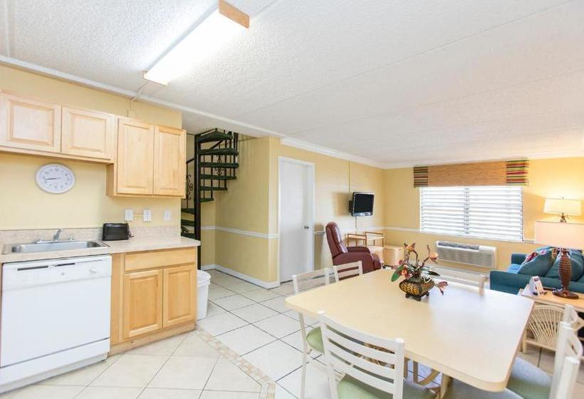 Otel Seven Seas Resort - Daytona Beach