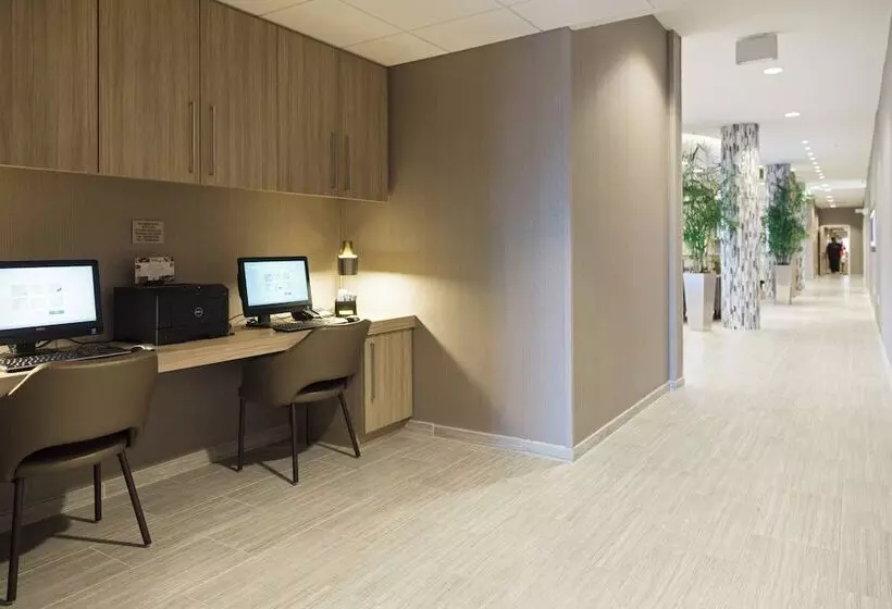 ホテル Springhill Suites By Marriott Somerset Franklin Township