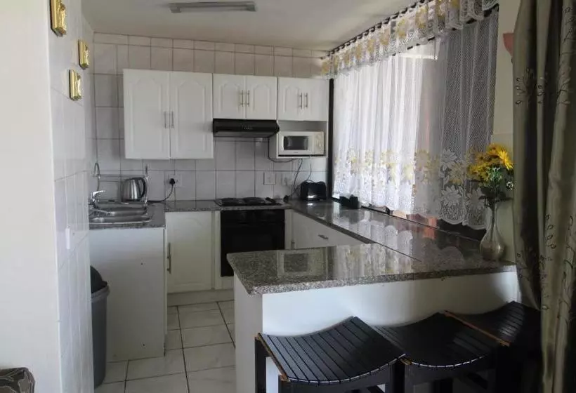 هتل St Michaels Sands