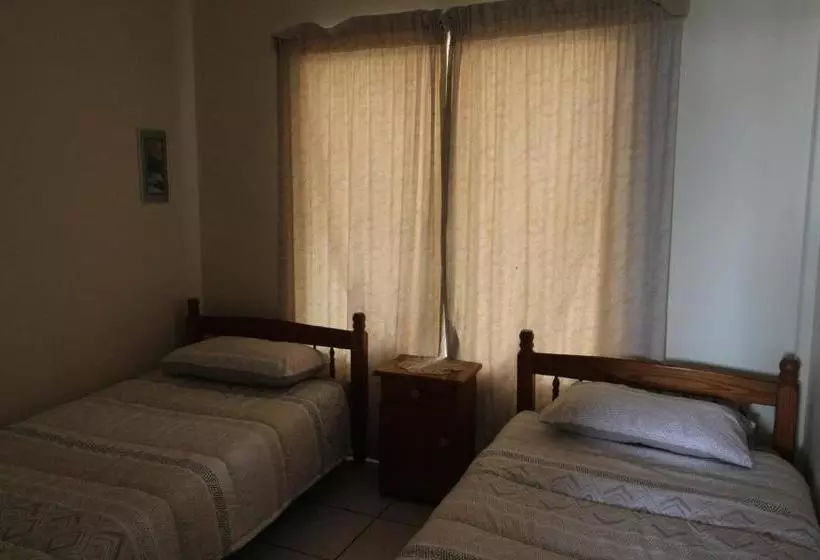 هتل St Michaels Sands